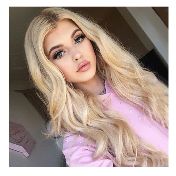 Long Wavy Golden Blonde Wig Back Length Hair - Picture 3 of 3